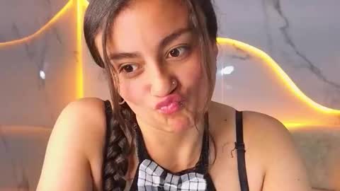 Snapshot of sweet_morita_tx chatting on 17, 12, 2025 Live 1500am 2100pm online show from 17, 12, 2025