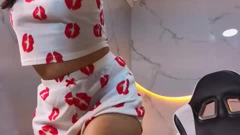 Snapshot of sweet_morita_tx chatting on 20, 12, 2025 Live 1500am 2100pm online show from 20, 12, 2025