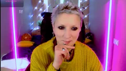 Snapshot of sweet_n_strong chatting on 28, 10, 2025 sweet_n_strong online show from 28, 10, 2025