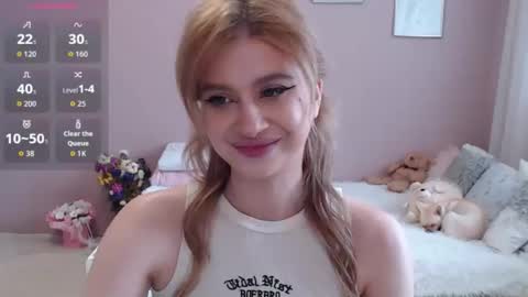 Snapshot of sweet_nicole_333 chatting on 12, 9, 2025 sweet_nicole_333 online show from 12, 9, 2025