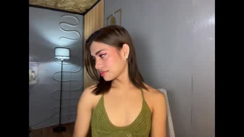 Snapshot of sweet_nikki03 chatting on 22, 5, 2026 sweet_nikki03 online show from 22, 5, 2026