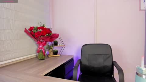 Sweet Obsession online show from 17, 2, 2025