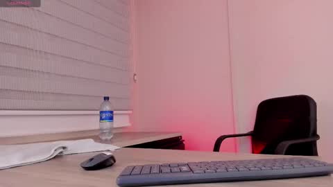 Sweet Obsession online show from 22, 2, 2025