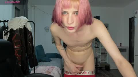 Snapshot of sweet_peach__ chatting on 18, 4, 2026 kira online show from 18, 4, 2026