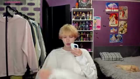 Snapshot of sweet_peach__ chatting on 5, 7, 2026 kira online show from 5, 7, 2026