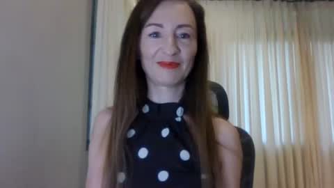 Snapshot of sweet_poeme chatting on 15, 6, 2026 sweet_poeme online show from 15, 6, 2026