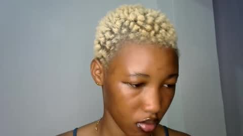 Snapshot of sweet_pussy04 chatting on 8, 6, 2026 sweet girl online show from 8, 6, 2026