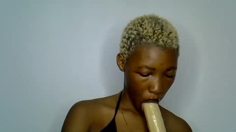 Snapshot of sweet_pussy04 chatting on 27, 6, 2026 sweet girl online show from 27, 6, 2026