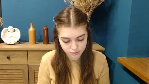 Snapshot of sweet_sugaaar chatting on 25, 2, 2025 Rebecca online show from 25, 2, 2025