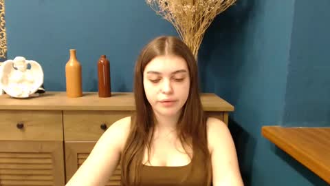 Snapshot of sweet_sugaaar chatting on 3, 3, 2025 Rebecca online show from 3, 3, 2025