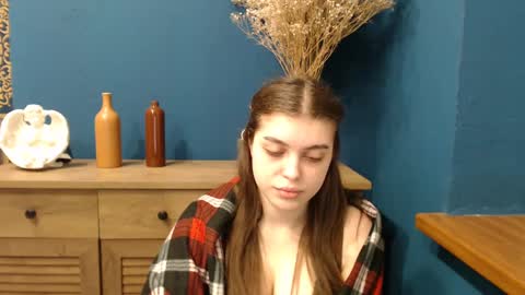 Snapshot of sweet_sugaaar chatting on 4, 3, 2025 Rebecca online show from 4, 3, 2025