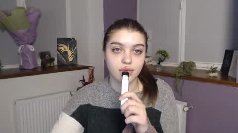 Snapshot of sweet_sugaaar chatting on 7, 3, 2025 Rebecca online show from 7, 3, 2025
