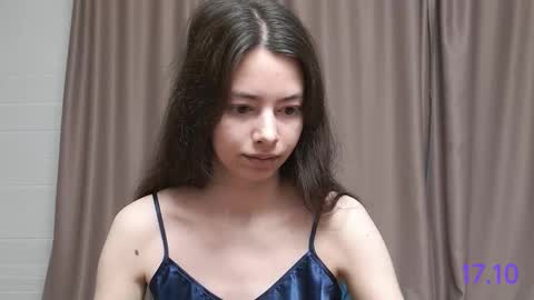 Snapshot of sweet_sweet_angel chatting on 17, 10, 2025 Angel online show from 17, 10, 2025