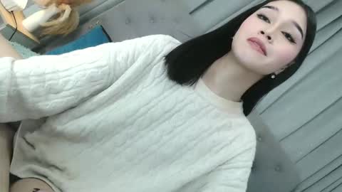 sweet_tatiana28 online show from 6, 4, 2026