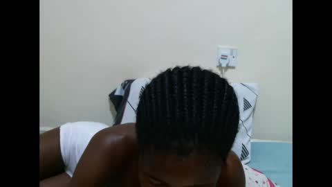 Snapshot of sweet_tattiana chatting on 28, 1, 2025 Tatty online show from 28, 1, 2025