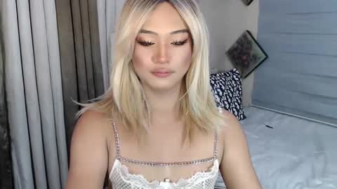 Snapshot of sweet_tenshi chatting on 3, 3, 2025 tenshi online show from 3, 3, 2025