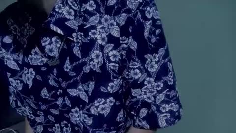 Snapshot of sweet_tippot chatting on 28, 10, 2025 Tippot and Germaine online show from 28, 10, 2025