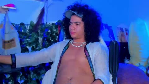 Steven independent model online show from 18, 1, 2025