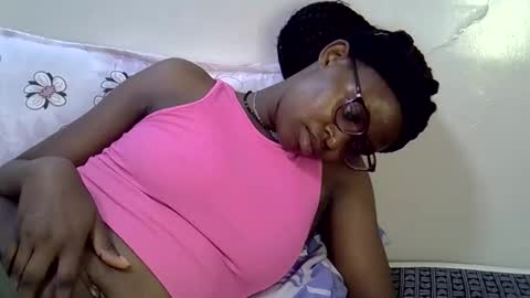 Snapshot of sweet_zarah chatting on 27, 4, 2026 sweet_zarah online show from 27, 4, 2026