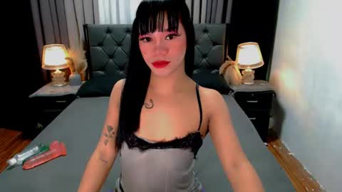 Snapshot of sweet_zoey12 chatting on 27, 6, 2026 bea takashi online show from 27, 6, 2026