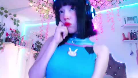 Sweet Ahri online show from 10, 3, 2025