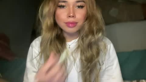 Snapshot of sweetalexa19 chatting on 24, 7, 2026 alexa your one and only queen online show from 24, 7, 2026
