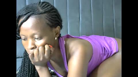 Snapshot of sweetalianah chatting on 15, 12, 2025 LIANAH online show from 15, 12, 2025