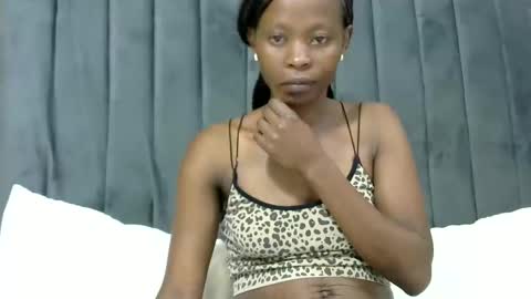 Snapshot of sweetalianah chatting on 17, 12, 2025 LIANAH online show from 17, 12, 2025