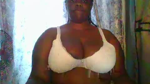 Snapshot of sweetbaby46 chatting on 4, 1, 2025 sweetbaby46 online show from 4, 1, 2025