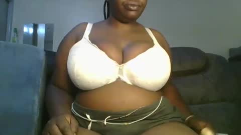 Snapshot of sweetbaby46 chatting on 8, 1, 2025 sweetbaby46 online show from 8, 1, 2025