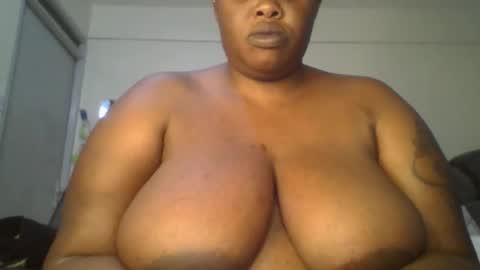 Snapshot of sweetbaby46 chatting on 19, 10, 2025 sweetbaby46 online show from 19, 10, 2025