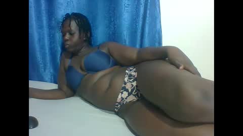 Snapshot of sweetblackgal3 chatting on 11, 10, 2025 JECINTAR online show from 11, 10, 2025