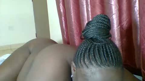 Snapshot of sweetblacklady chatting on 30, 12, 2024 MELVIN online show from 30, 12, 2024
