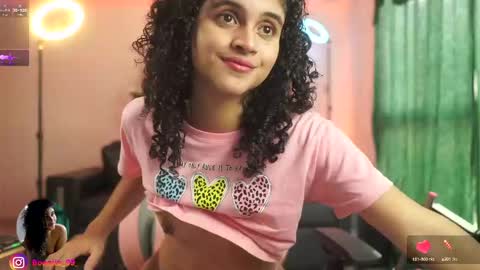 Salom independent model online show from 20, 2, 2025