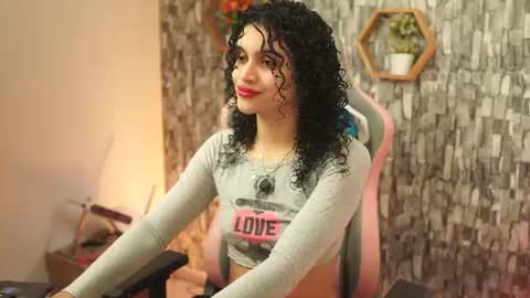 Snapshot of sweetbonii chatting on 17, 7, 2026 Salom independent model online show from 17, 7, 2026