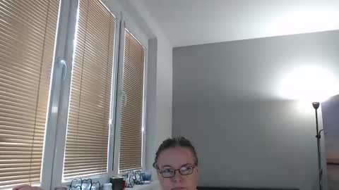 Sweetboobs85h online show from 24, 10, 2025