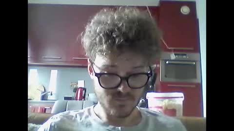 Snapshot of sweetboyl04 chatting on 2, 6, 2026 sweetboyl04 online show from 2, 6, 2026
