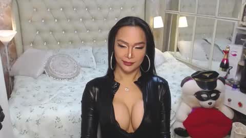 Carla online show from 7, 1, 2025