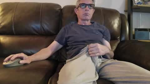 Snapshot of sweetcocksean chatting on 19, 4, 2026 sweetcocksean online show from 19, 4, 2026