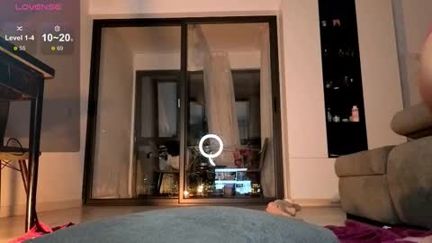 Emma online show from 19, 11, 2025