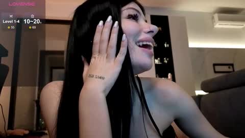 Emma online show from 22, 11, 2025