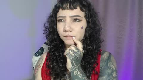       Independent model online show from 17, 5, 2026