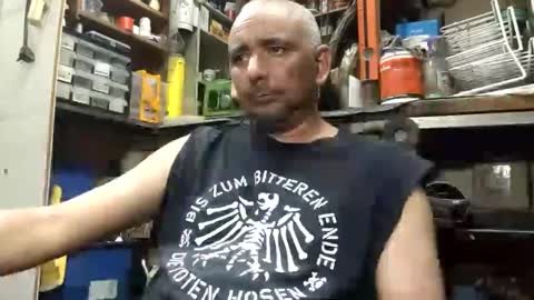 sweetcuervo independent model online show from 9, 1, 2025