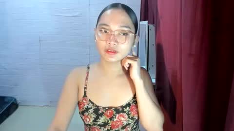 SOPHIA online show from 8, 9, 2025