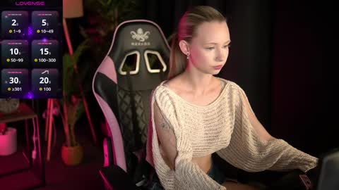 Lina online show from 10, 4, 2026