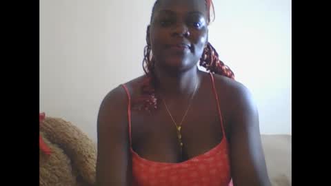 Snapshot of sweetdarkskin chatting on 8, 6, 2026 CLARIS online show from 8, 6, 2026