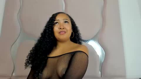 Snapshot of sweetdesireasm chatting on 16, 3, 2026 Sweet Desire online show from 16, 3, 2026