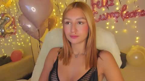 Snapshot of sweetdestiny_ chatting on 2, 12, 2025 natalia online show from 2, 12, 2025