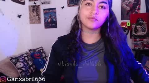 Snapshot of sweetdevil631 chatting on 5, 1, 2025 Abril online show from 5, 1, 2025