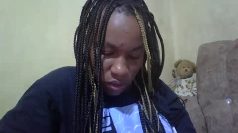 sweetdiva2012 online show from 5, 12, 2024